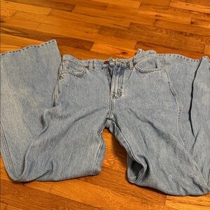 Wrangler Light Blue Relaxed Jeans